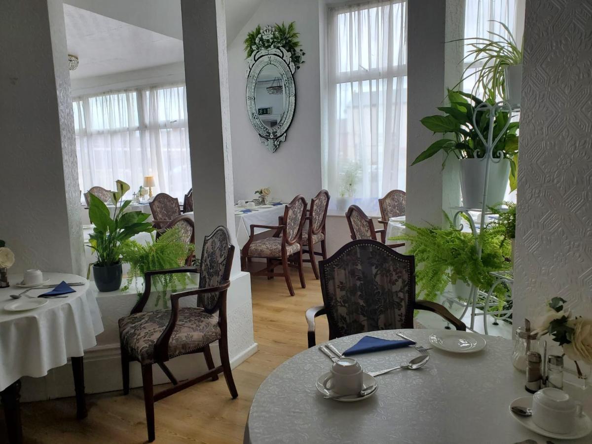 בלקפול Brooklyn Hotel מראה חיצוני תמונה