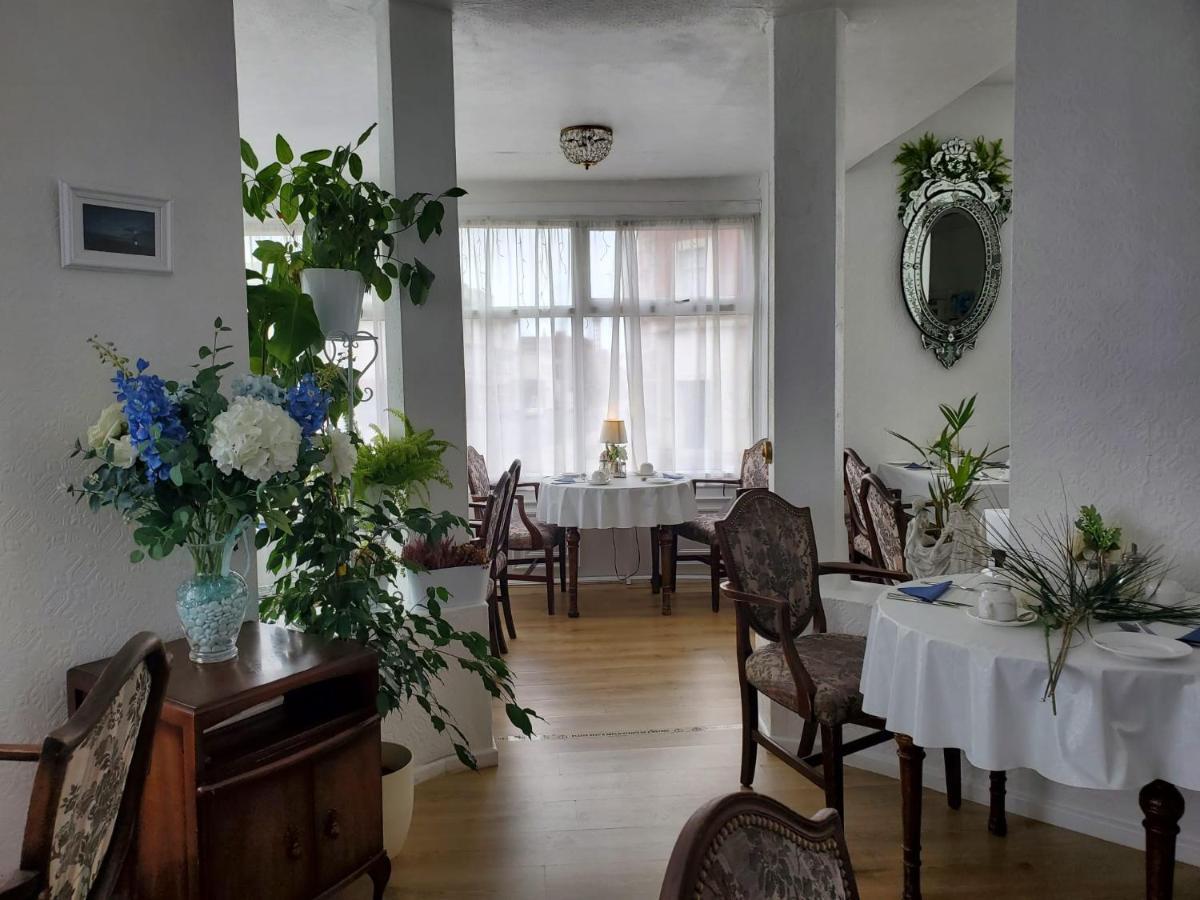 בלקפול Brooklyn Hotel מראה חיצוני תמונה